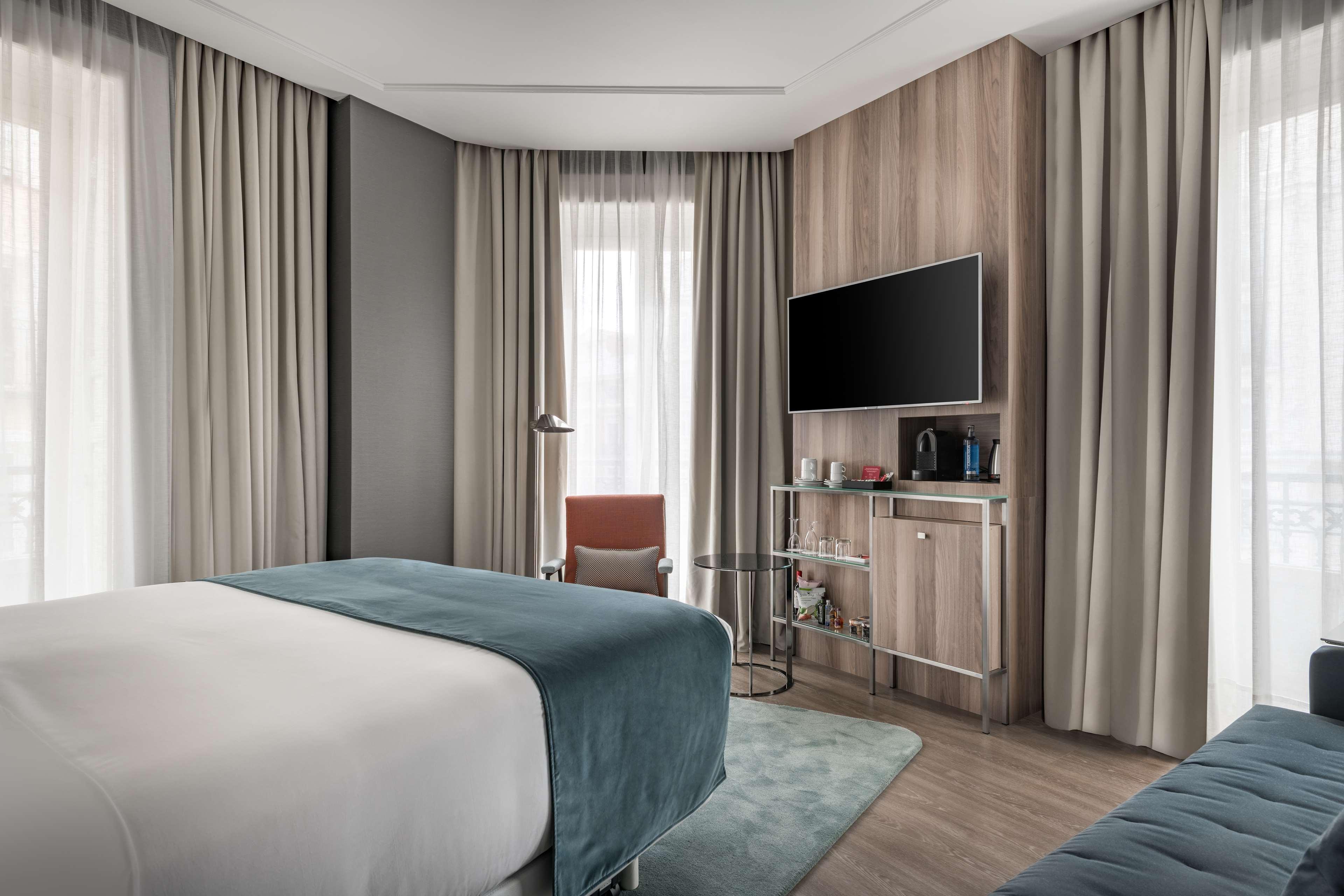 Готель Nh Collection Madrid Gran Via Екстер'єр фото